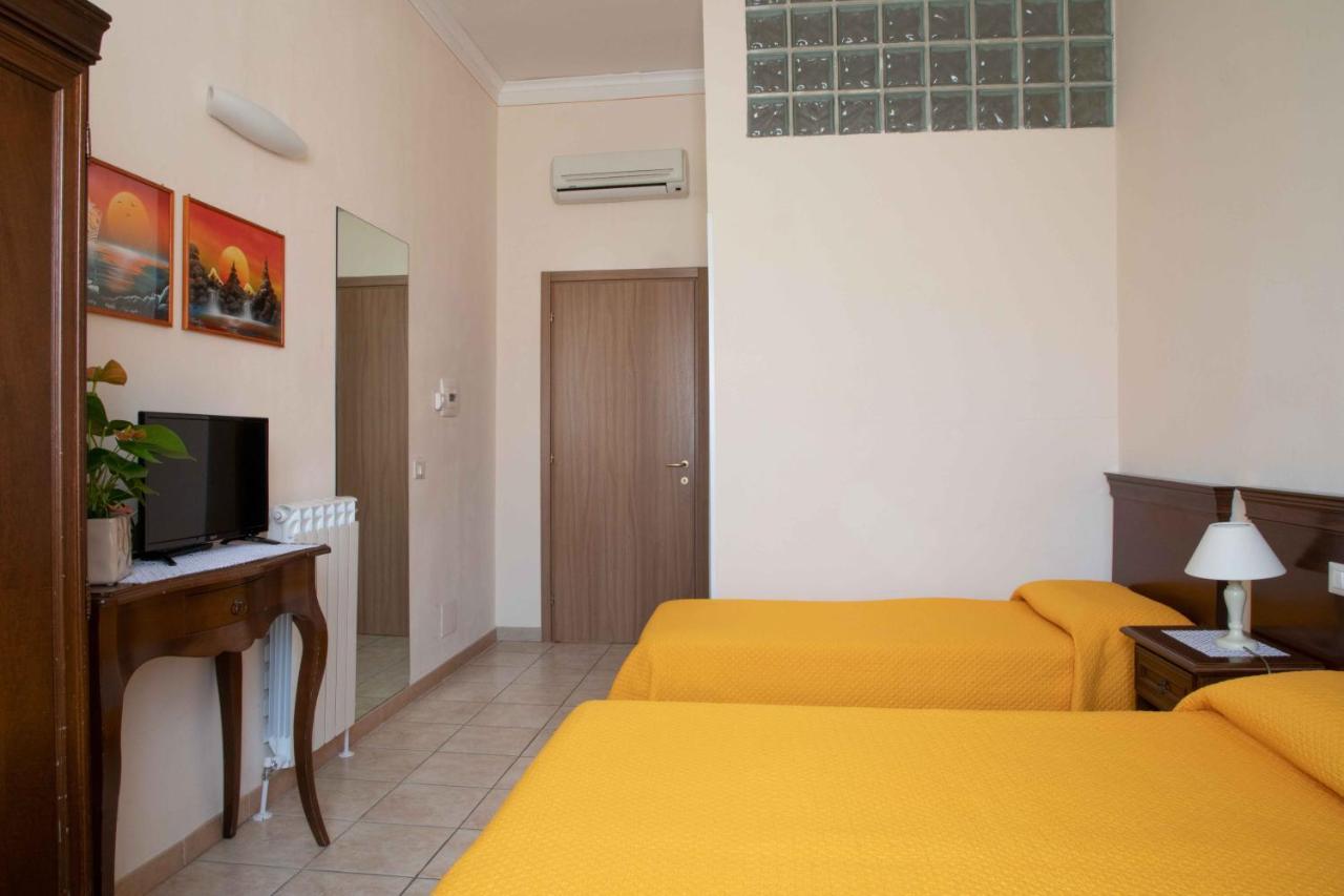 Al Frantoio Maddii Levane Bed And Breakfast Exterior foto