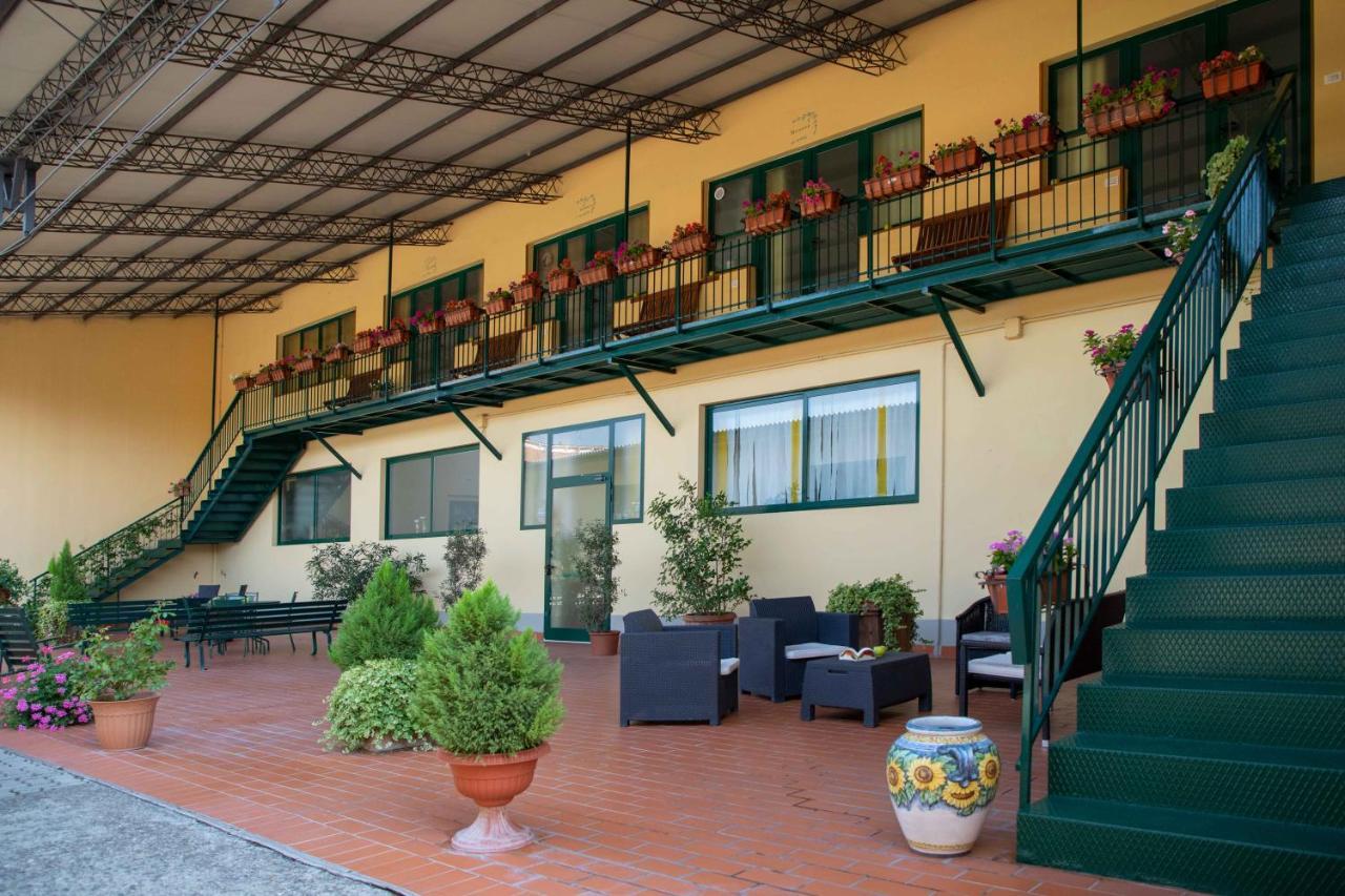 Al Frantoio Maddii Levane Bed And Breakfast Exterior foto